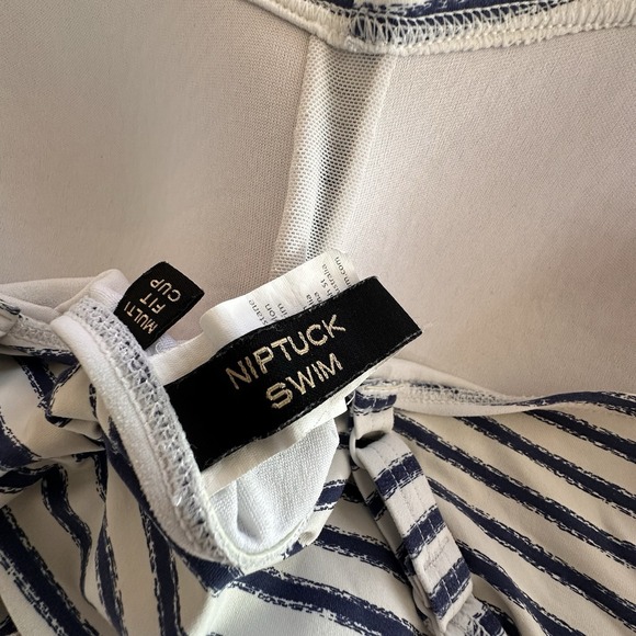 Niptuck One Piece Swim Suit Size 16 Slimming Tummy Control Multi Fit Cup Bra - Picture 11 of 11